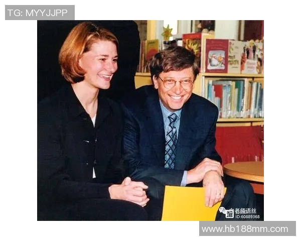 足球明星42岁女友的爱情故事揭示了年龄不是问题的真谛与激情